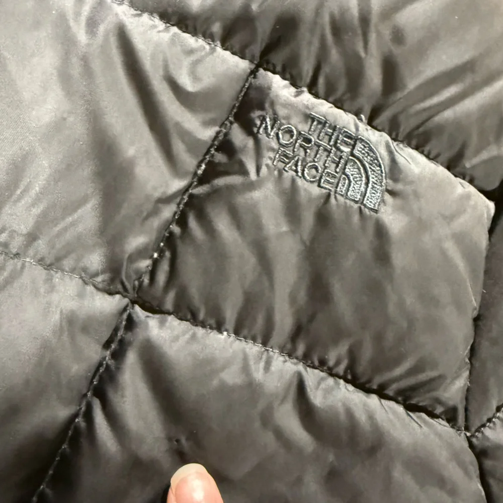 North Face Metropolis Parka Womens Small Black 550 Down Hooded Quilted Puffer - Picture 9 of 15